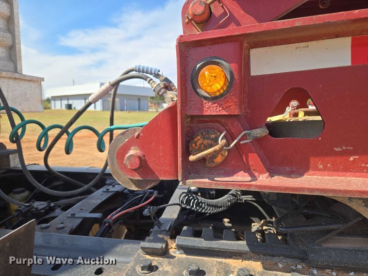 image for item DW5122 1997 Trail King TK80MDG-483 lowboy equipment trailer