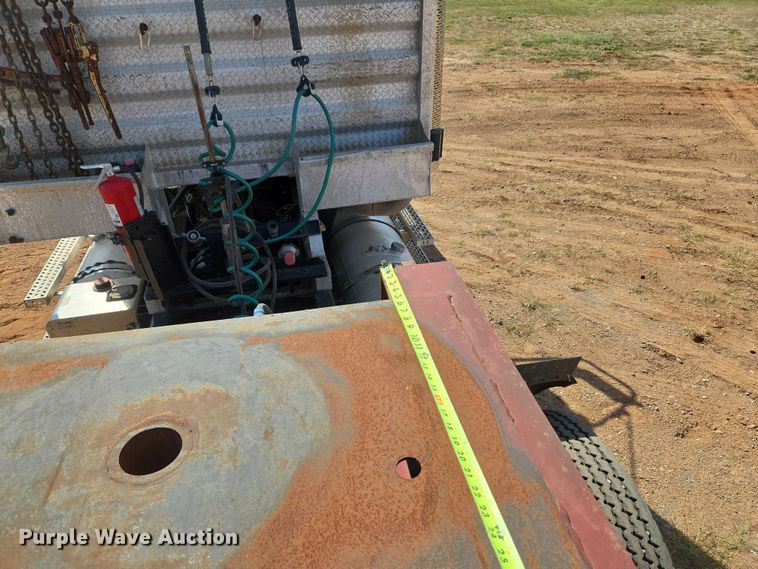 image for item DW5122 1997 Trail King TK80MDG-483 lowboy equipment trailer