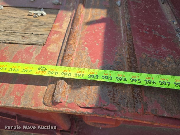 image for item DW5122 1997 Trail King TK80MDG-483 lowboy equipment trailer