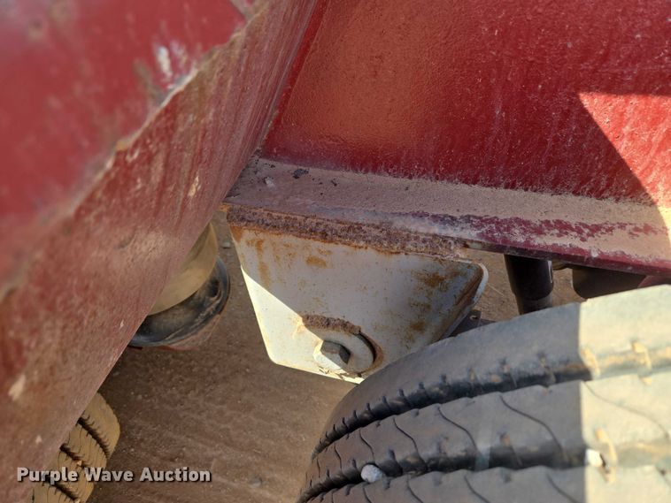 image for item DW5122 1997 Trail King TK80MDG-483 lowboy equipment trailer