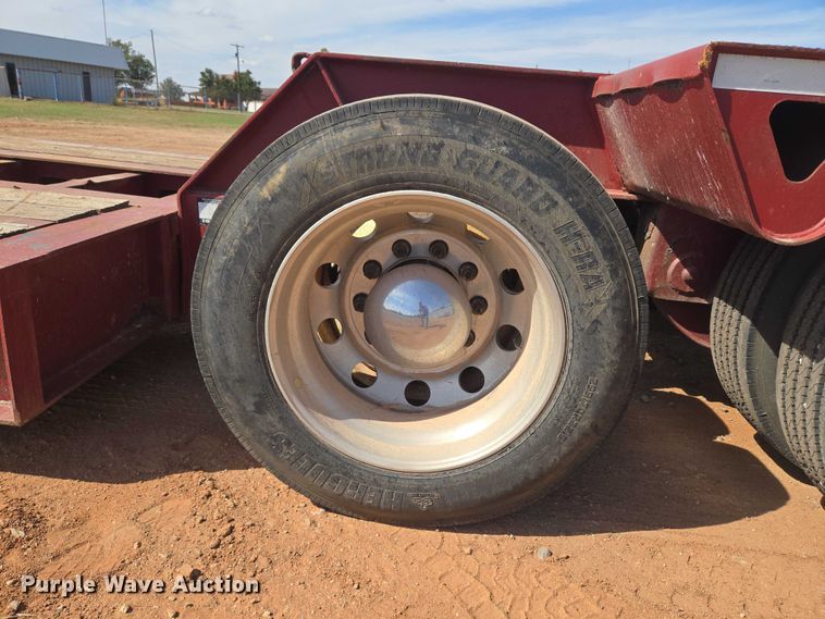 image for item DW5122 1997 Trail King TK80MDG-483 lowboy equipment trailer