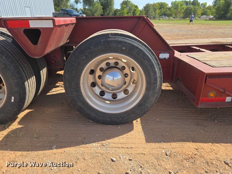 image for item DW5122 1997 Trail King TK80MDG-483 lowboy equipment trailer