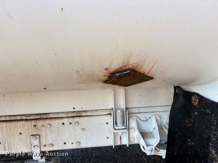 image for item DY0961 1989 Mack CS water truck