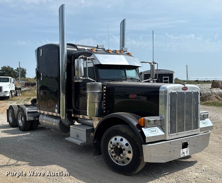CAMIóN CAMAROTE 2006 PETERBILT