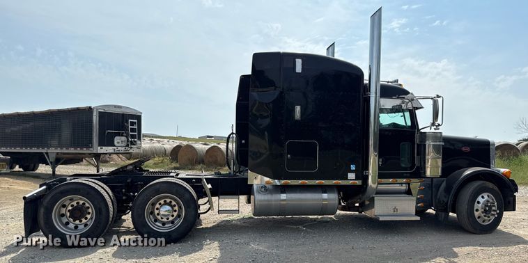 CAMIóN CAMAROTE 2006 PETERBILT