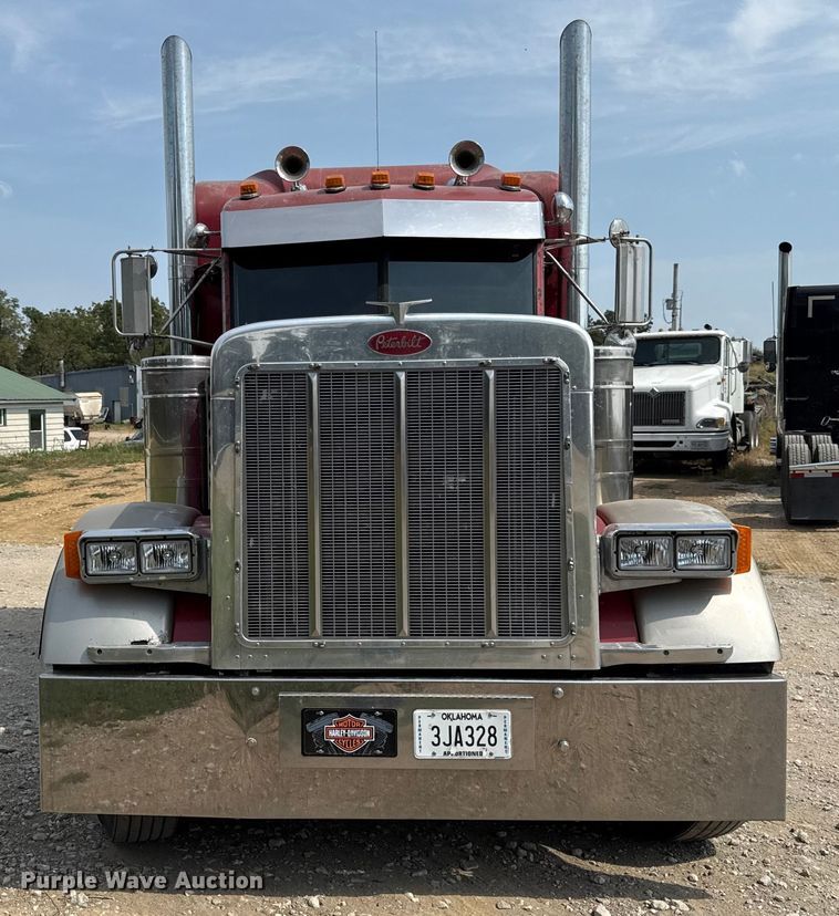 CAMIóN CAMAROTE 2000 PETERBILT