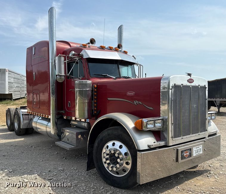 CAMIóN CAMAROTE 2000 PETERBILT