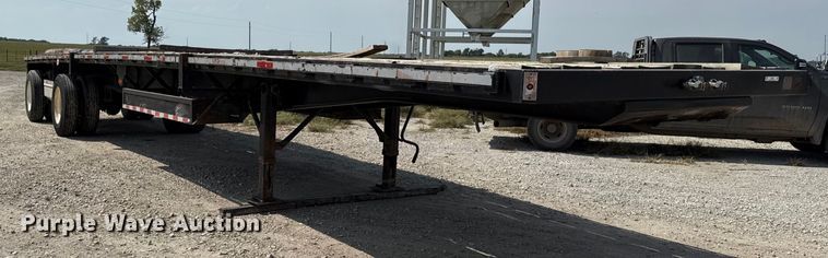 image for item DY8187 1996 Fruehauf flatbed trailer