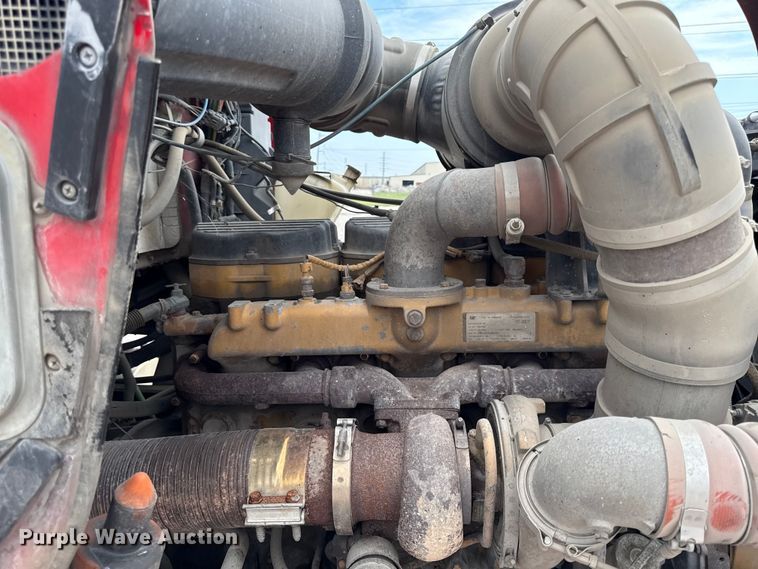 image for item DY8194 2007 Kenworth semi truck