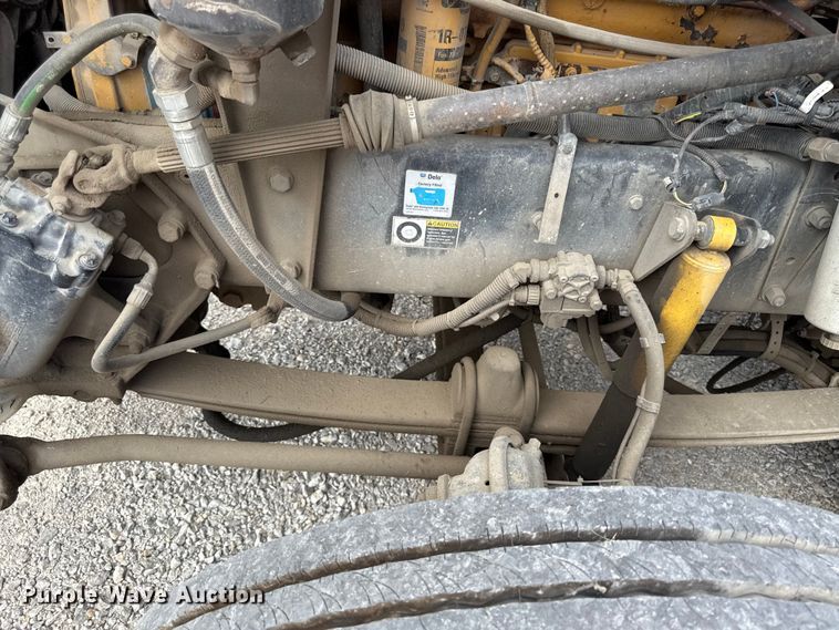 image for item DY8194 2007 Kenworth semi truck