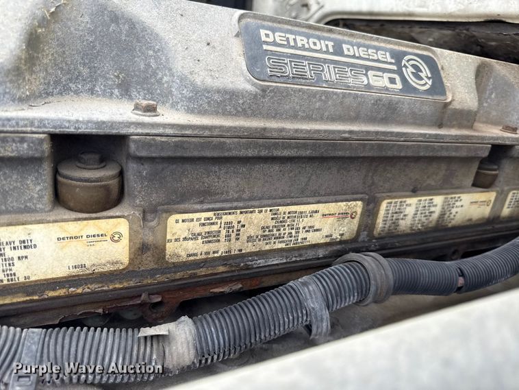 image for item DY8196 1996 Volvo WG semi truck