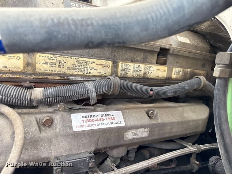 image for item DY8196 1996 Volvo WG semi truck