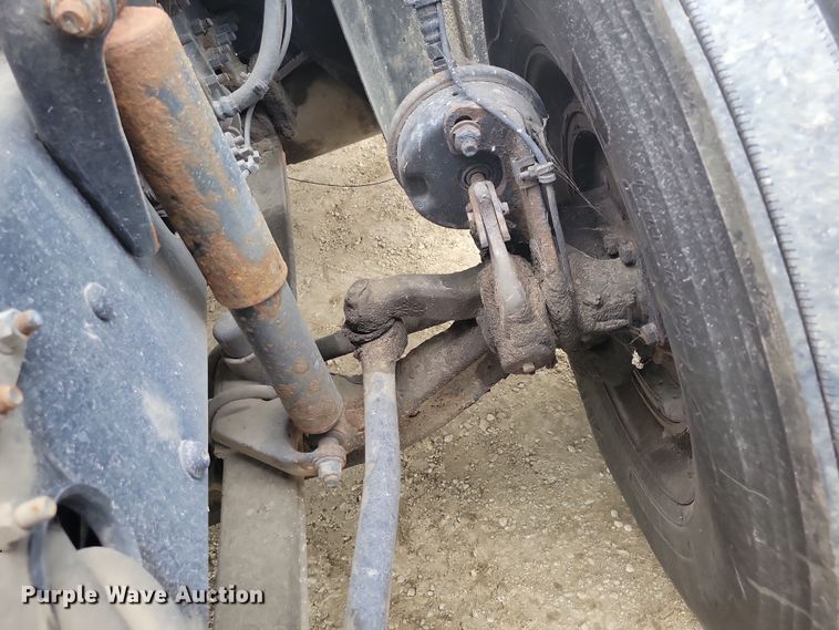 image for item DZ6608 2016 Mack CXU613 semi truck