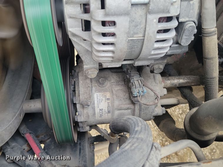 image for item DZ6608 2016 Mack CXU613 semi truck