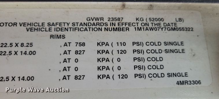 image for item DZ6608 2016 Mack CXU613 semi truck