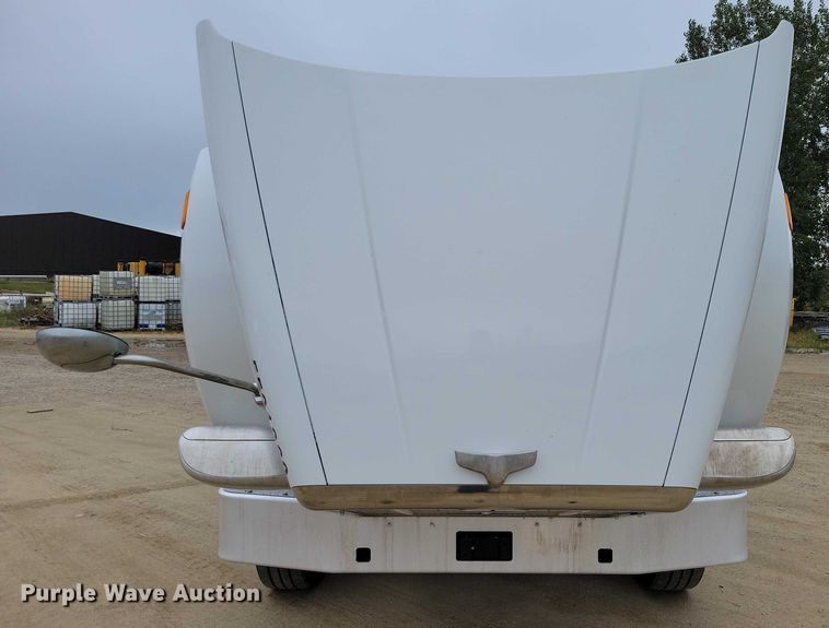 image for item DZ6623 2018 Peterbilt  567 semi truck