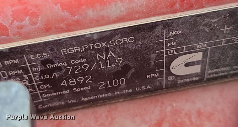 image for item DZ6623 2018 Peterbilt  567 semi truck