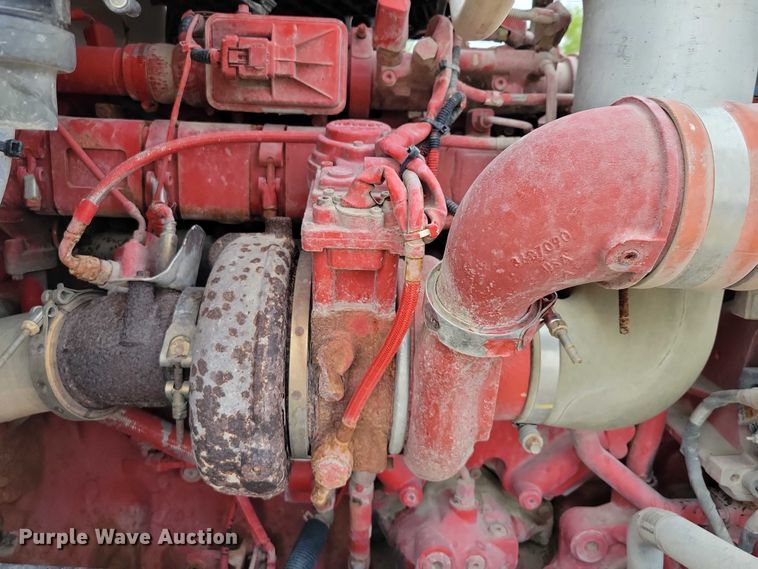 image for item DZ6623 2018 Peterbilt  567 semi truck