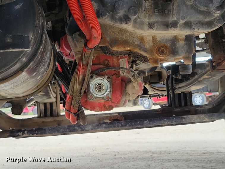 image for item DZ6623 2018 Peterbilt  567 semi truck