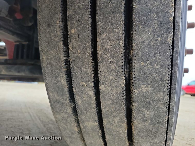 image for item DZ6623 2018 Peterbilt  567 semi truck