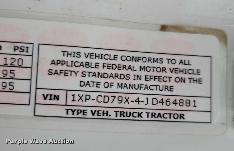 image for item DZ6623 2018 Peterbilt  567 semi truck