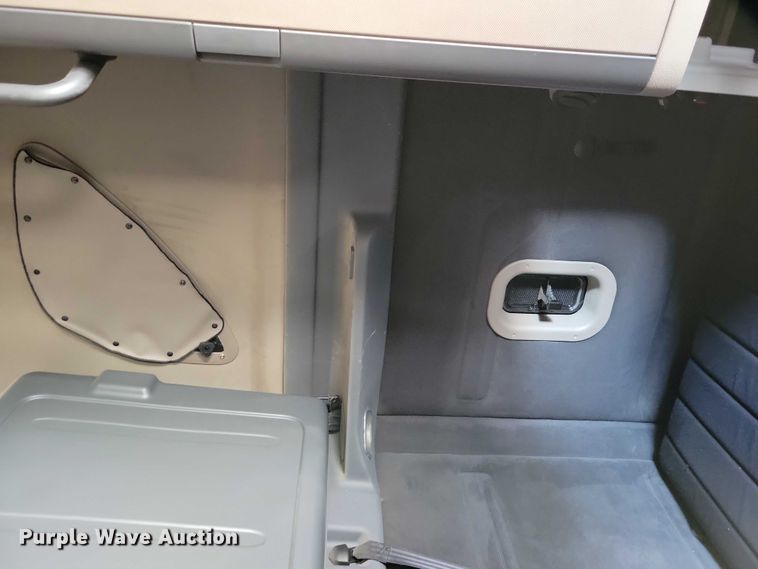 image for item DZ6639 2015 Freightliner  Cascadia  semi truck