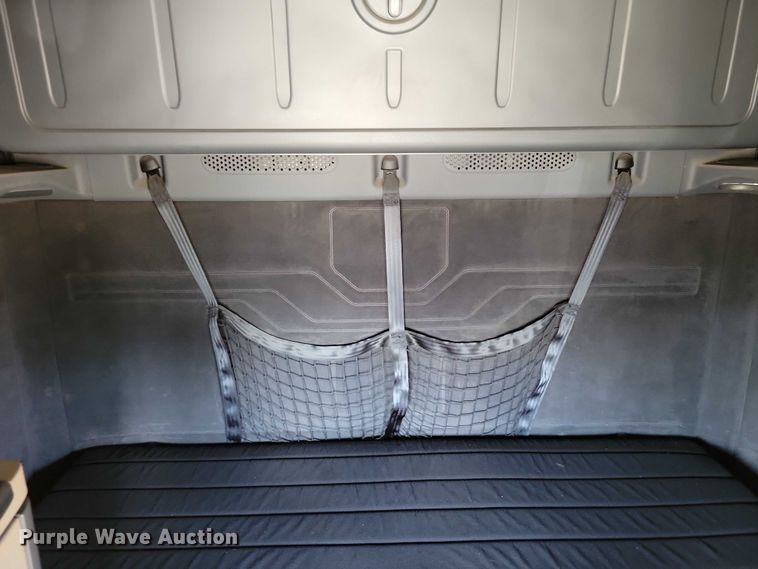 image for item DZ6639 2015 Freightliner  Cascadia  semi truck