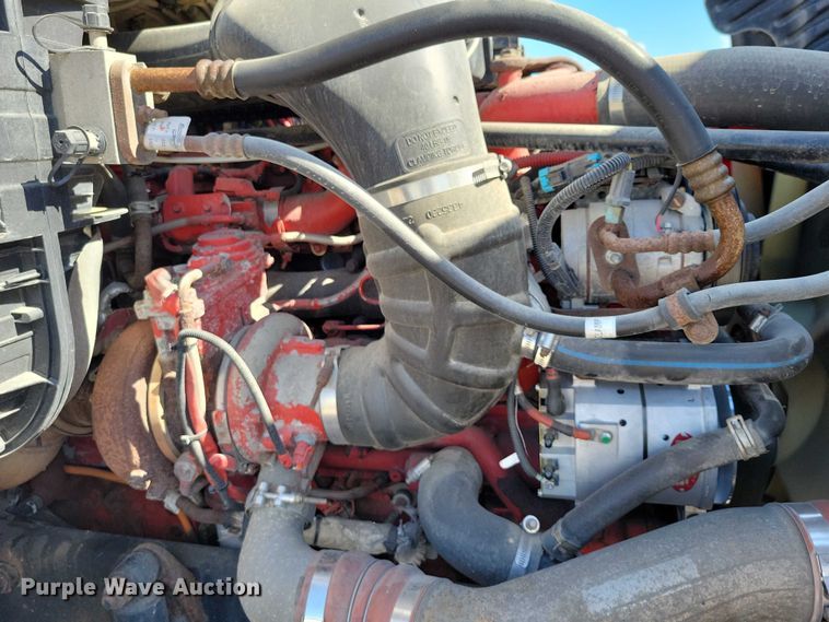 image for item DZ6639 2015 Freightliner  Cascadia  semi truck