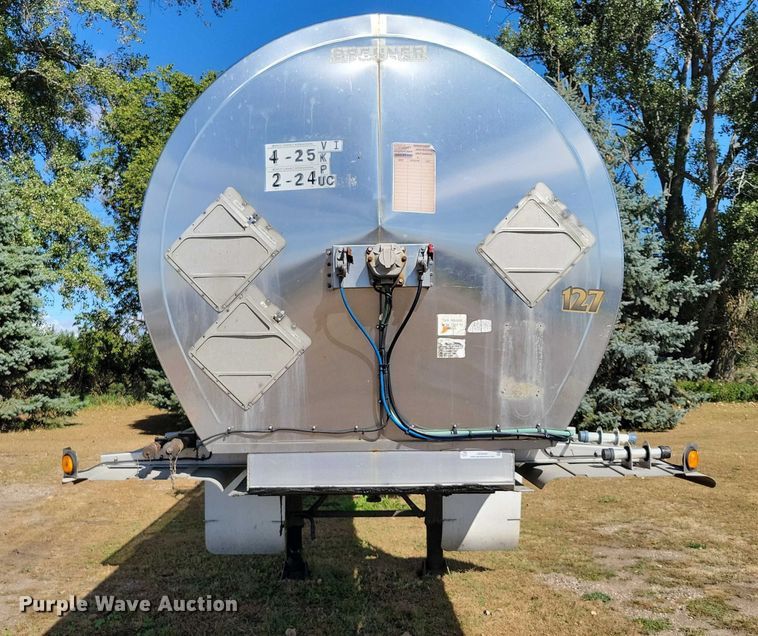 image for item DZ6640 2005 Brenner Tank LLC tank trailer