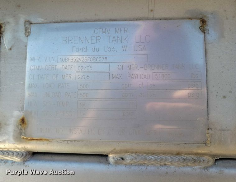 image for item DZ6640 2005 Brenner Tank LLC tank trailer