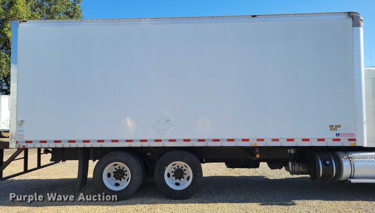 image for item DZ6641 2013 Kenworth  T800 box truck