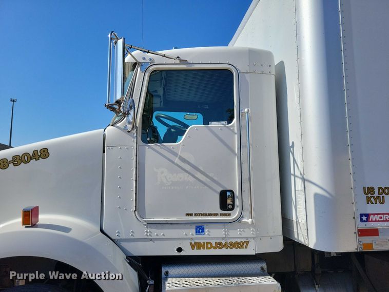 image for item DZ6641 2013 Kenworth  T800 box truck