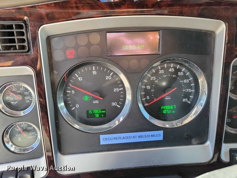 image for item DZ6641 2013 Kenworth  T800 box truck