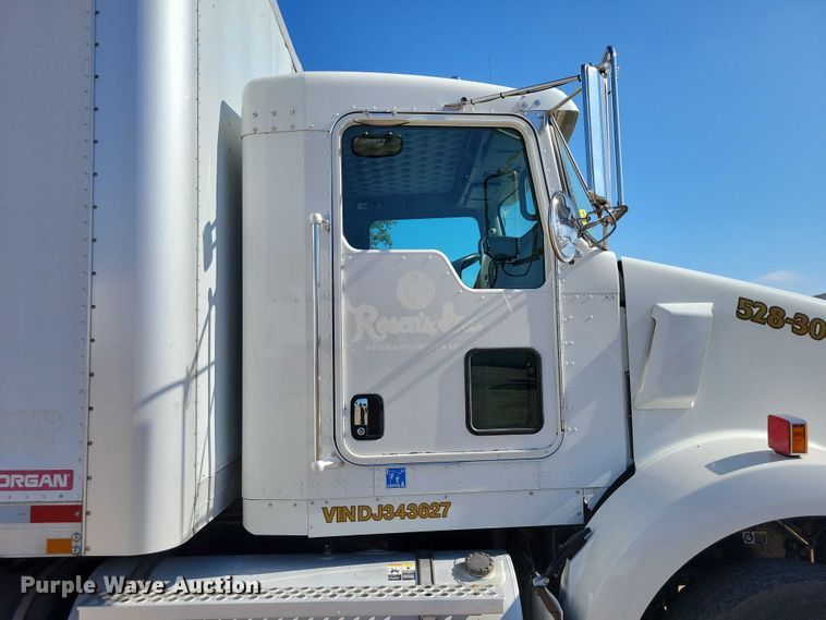 image for item DZ6641 2013 Kenworth  T800 box truck