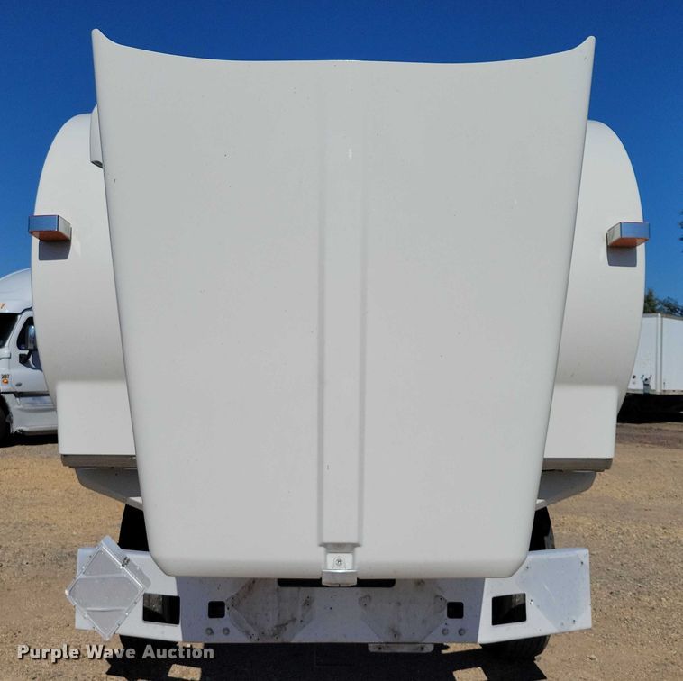 image for item DZ6641 2013 Kenworth  T800 box truck