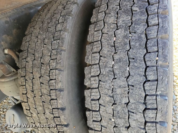 image for item DZ6641 2013 Kenworth  T800 box truck