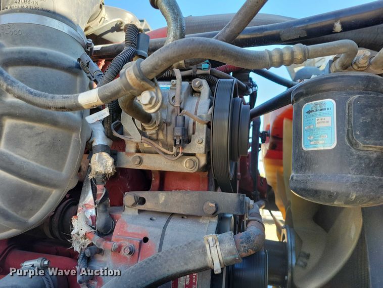 image for item DZ6642 2015 Freightliner  Cascadia semi truck