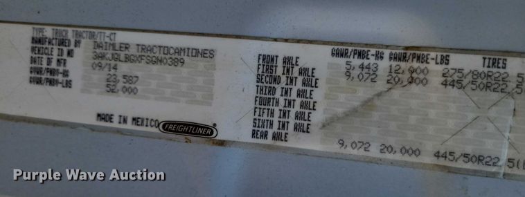 image for item DZ6642 2015 Freightliner  Cascadia semi truck