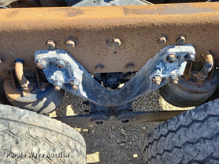 image for item DZ6643 2010 Kenworth  T800 truck cab and chassis