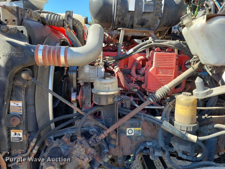 image for item DZ6643 2010 Kenworth  T800 truck cab and chassis