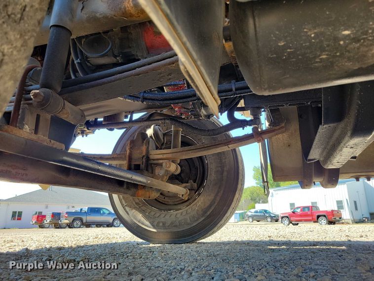 image for item DZ6643 2010 Kenworth  T800 truck cab and chassis