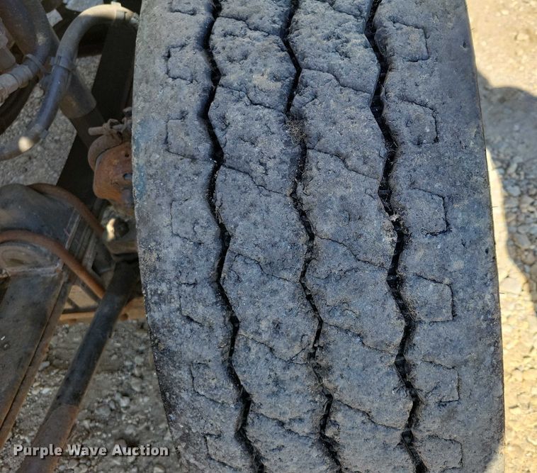 image for item DZ6643 2010 Kenworth  T800 truck cab and chassis