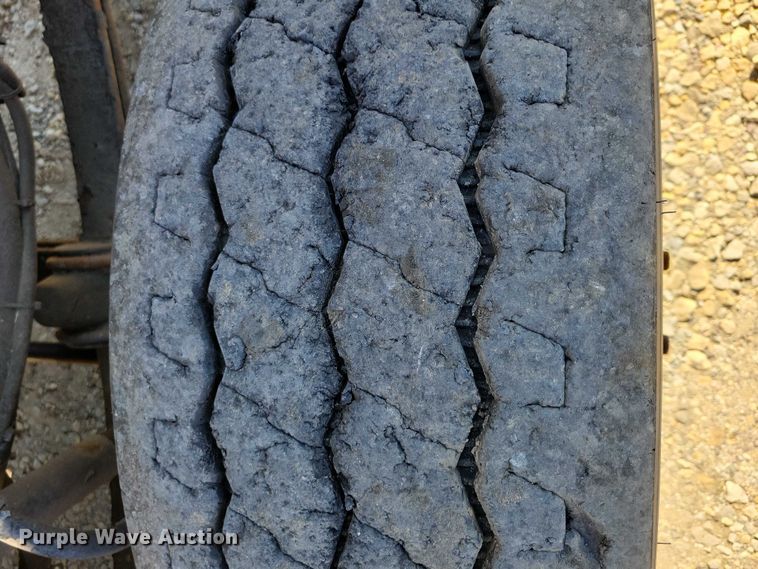 image for item DZ6643 2010 Kenworth  T800 truck cab and chassis