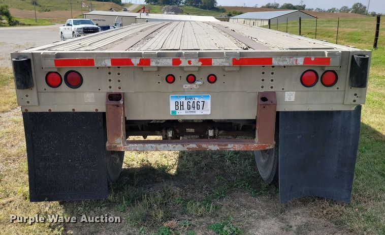 image for item DZ6729 1994 Wilson Roadbrute flatbed trailer