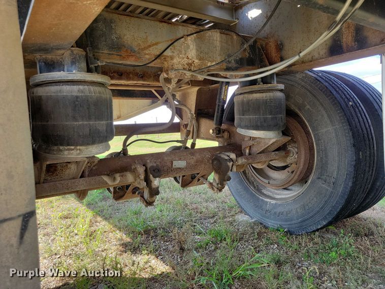 image for item DZ6729 1994 Wilson Roadbrute flatbed trailer