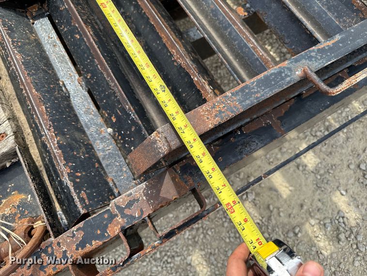 image for item EA1933 2009 Kiefer built Inc 2000 25 PT equipment trailer