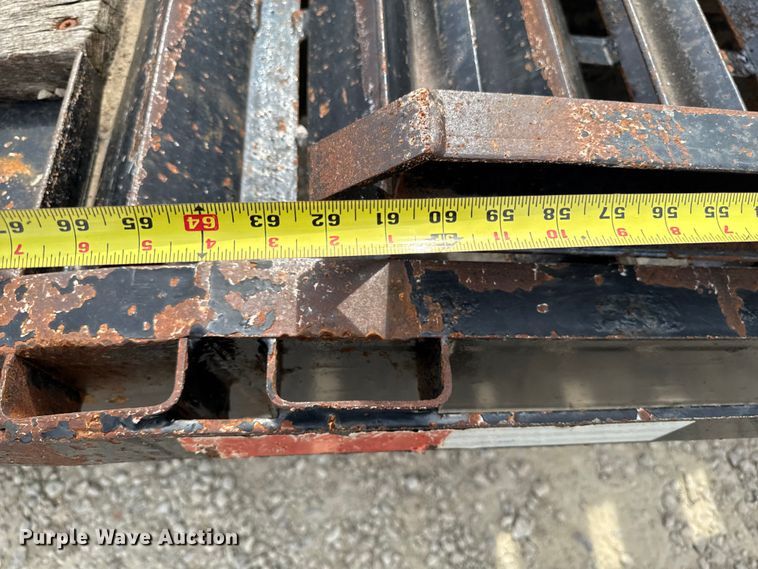 image for item EA1933 2009 Kiefer built Inc 2000 25 PT equipment trailer