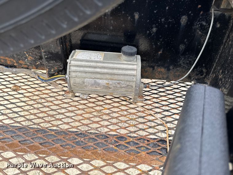 image for item EA1933 2009 Kiefer built Inc 2000 25 PT equipment trailer