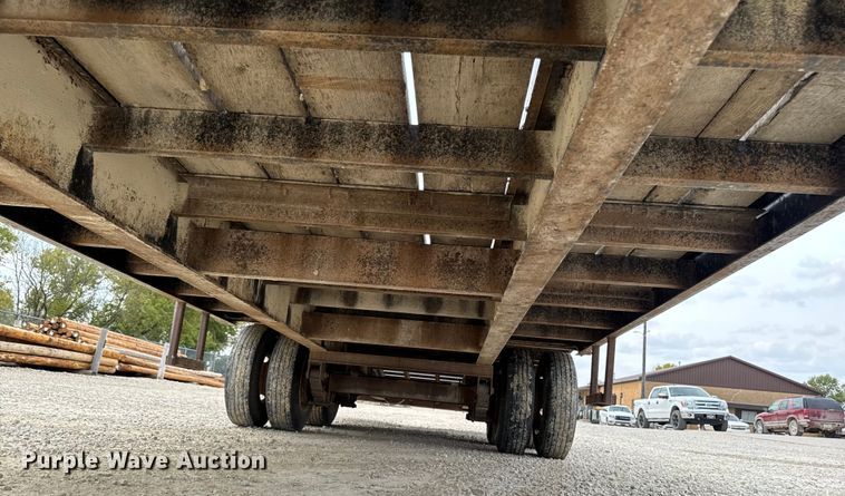 image for item EA1933 2009 Kiefer built Inc 2000 25 PT equipment trailer