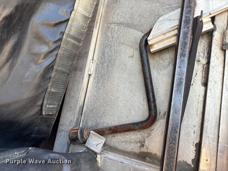 image for item EA7529 2000 Transcraft Eagle W2 48X96 side curtain trailer